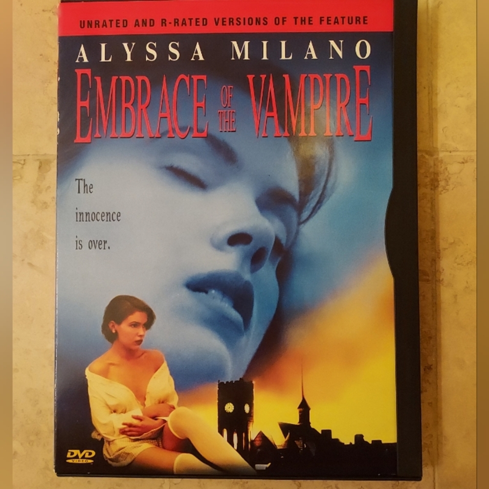 Embrace of the Vampire (DVD, 1999) Pre-Owned Tested Working Great Condition